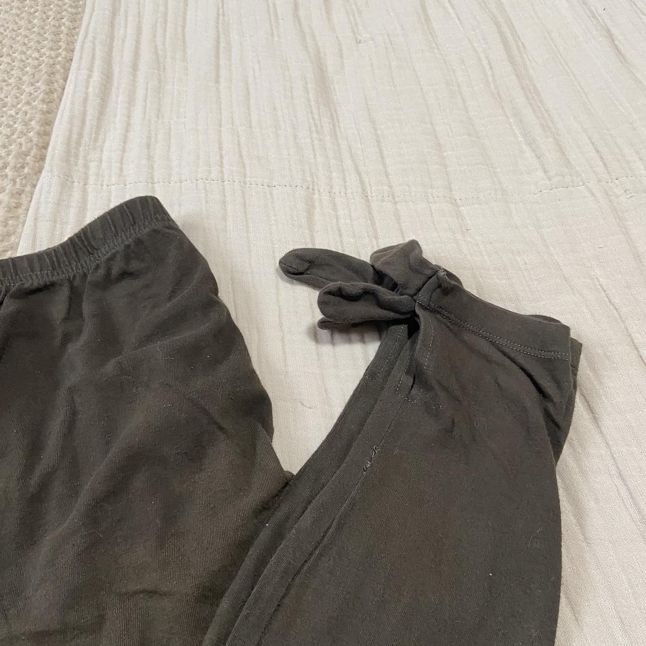 Cozy Old Navy leggings with ankle ties Size: - Depop