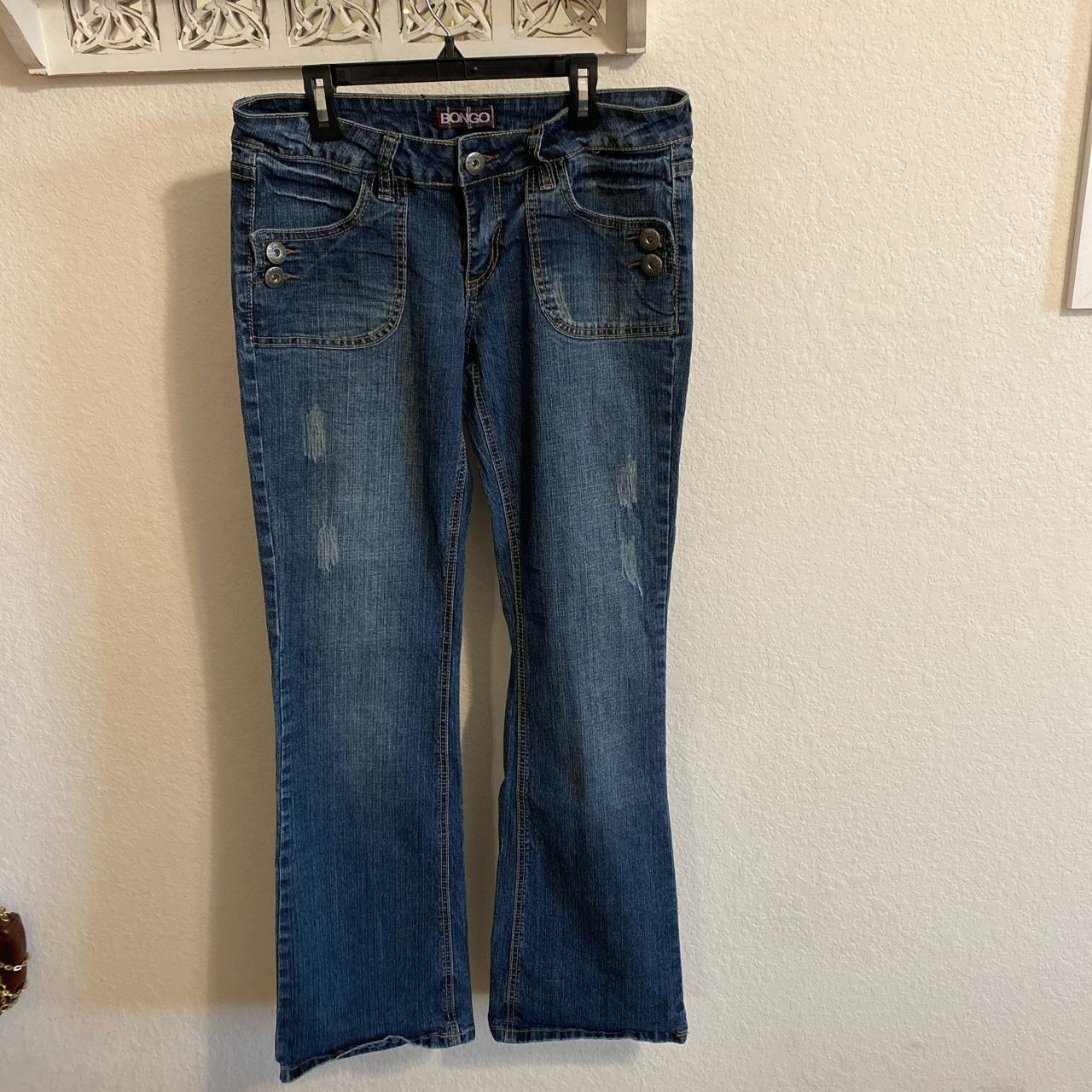 Bongo low rise jeans with cute button details and... - Depop
