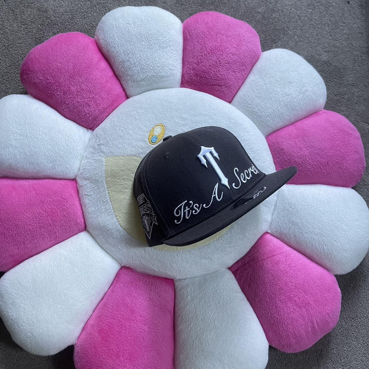 2 x Trapstar Flat Cap Fitted Hat 🌍 Black With Blue... Depop