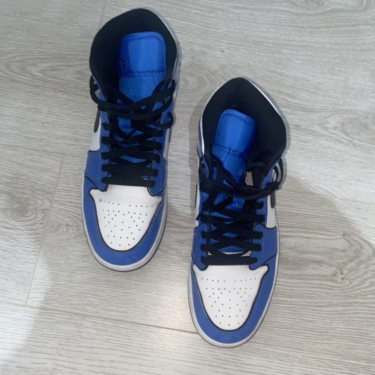 jordan 1 mid signal