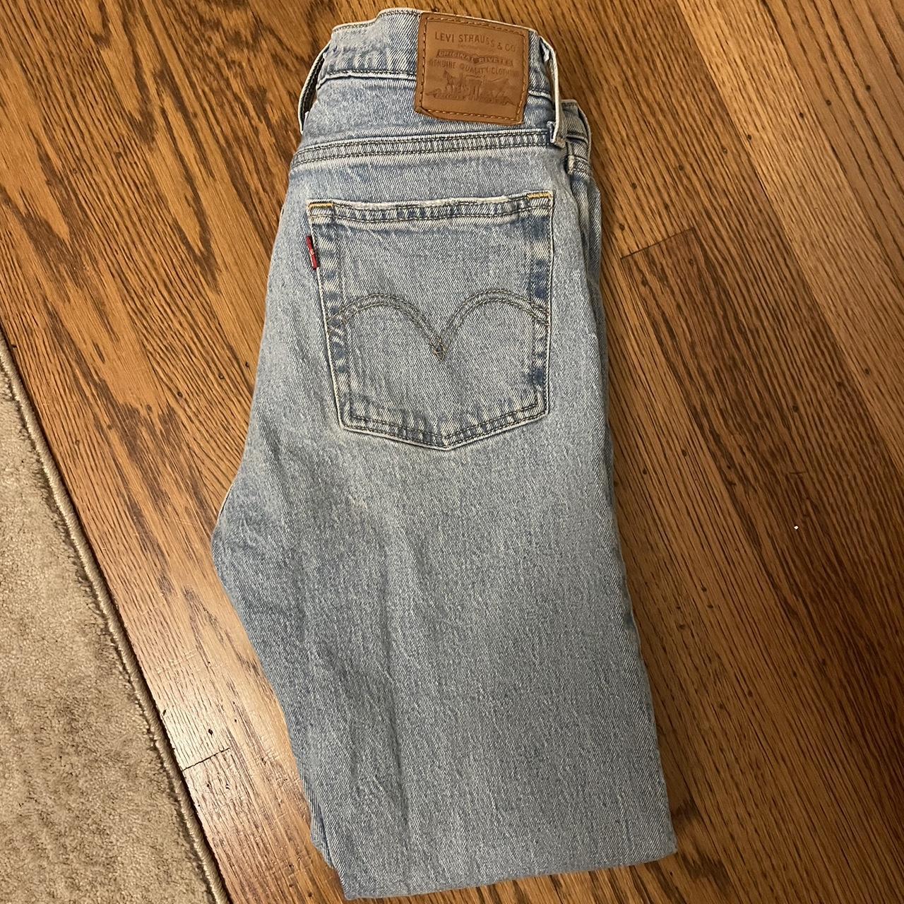 Levi's Wedgie Fit White Oak Cone Denim High quality - Depop