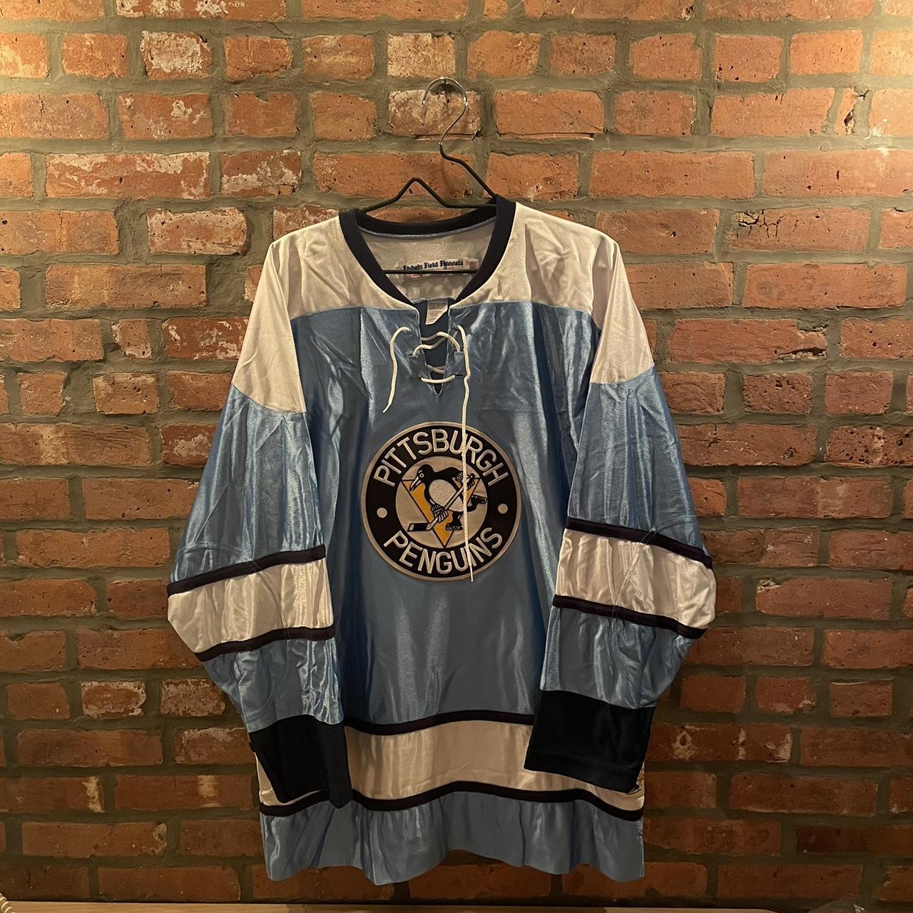 PITTSBURGH PENGUINS OLD TIME HOCKEY SIZE SMALL - Depop