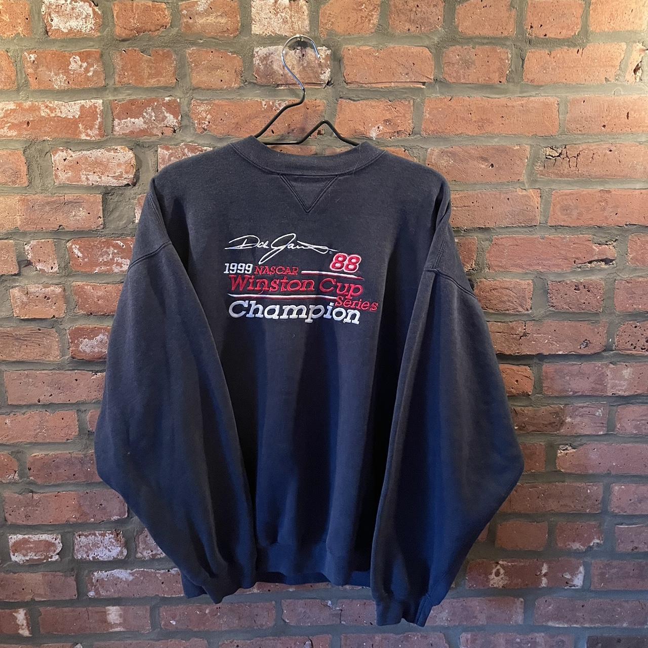 Chase Authentics Men's Navy and Red Sweatshirt