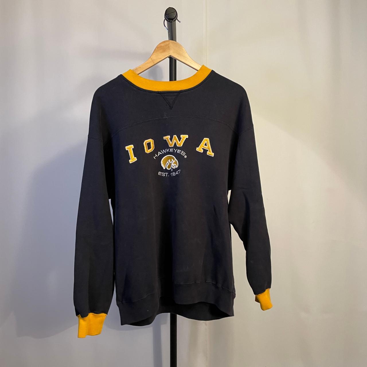 Vintage 90s University of Iowa Hawkeyes Embroidered... - Depop