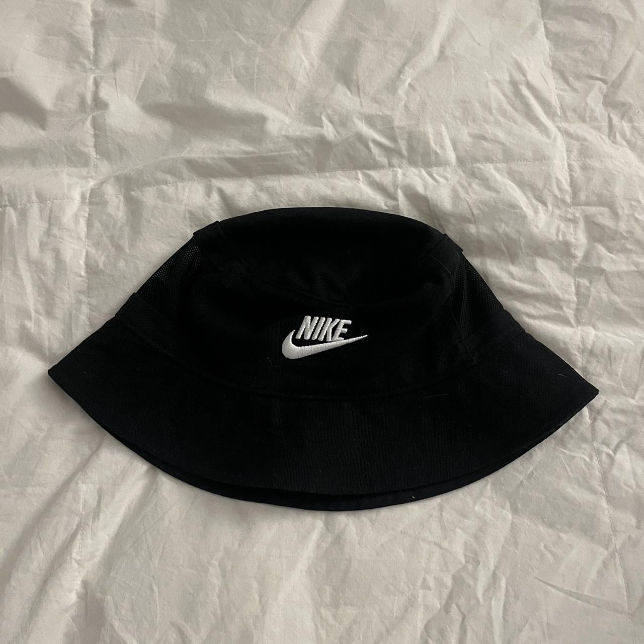 Nike bucket-hat - Depop