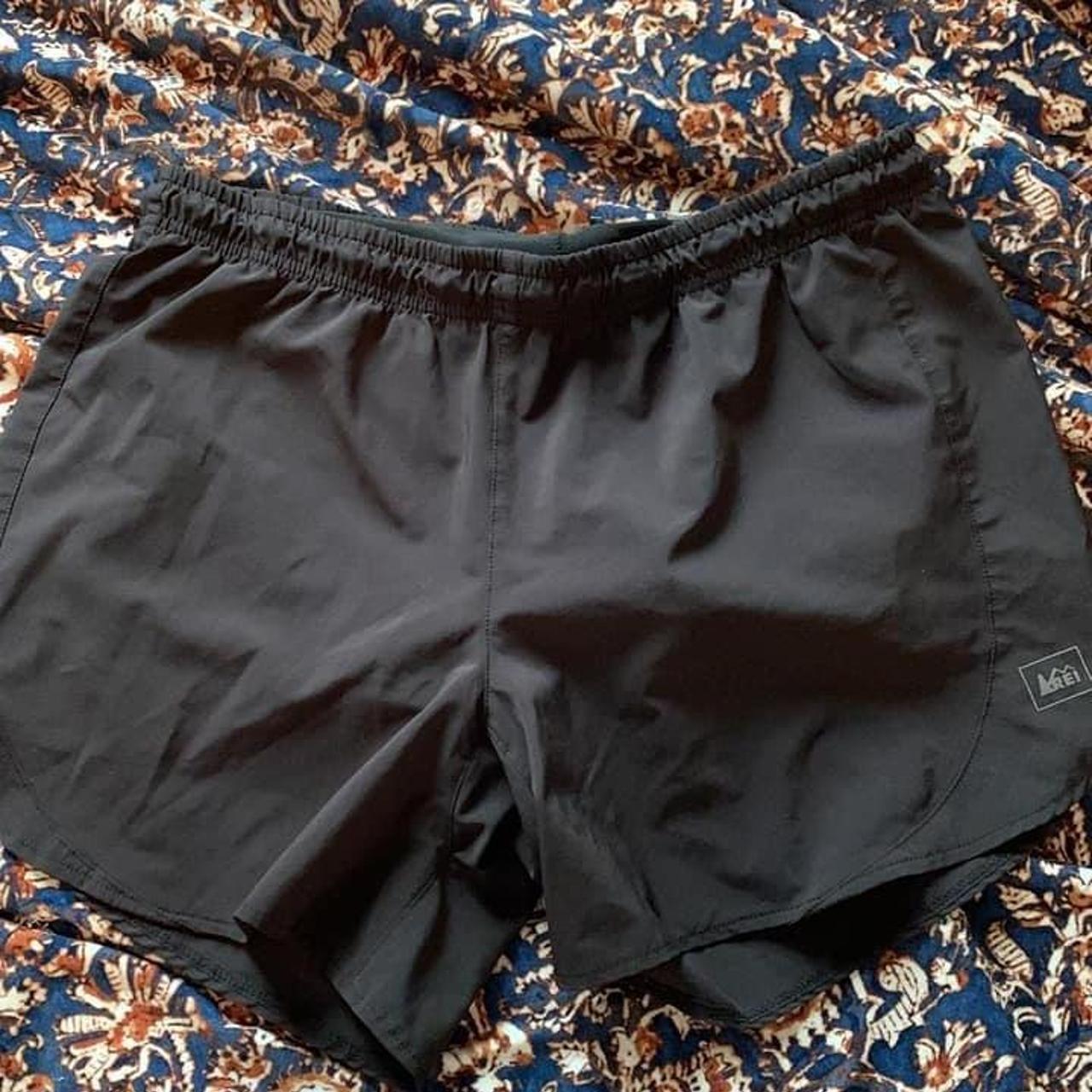 REI Coop Women's Black Shorts Depop