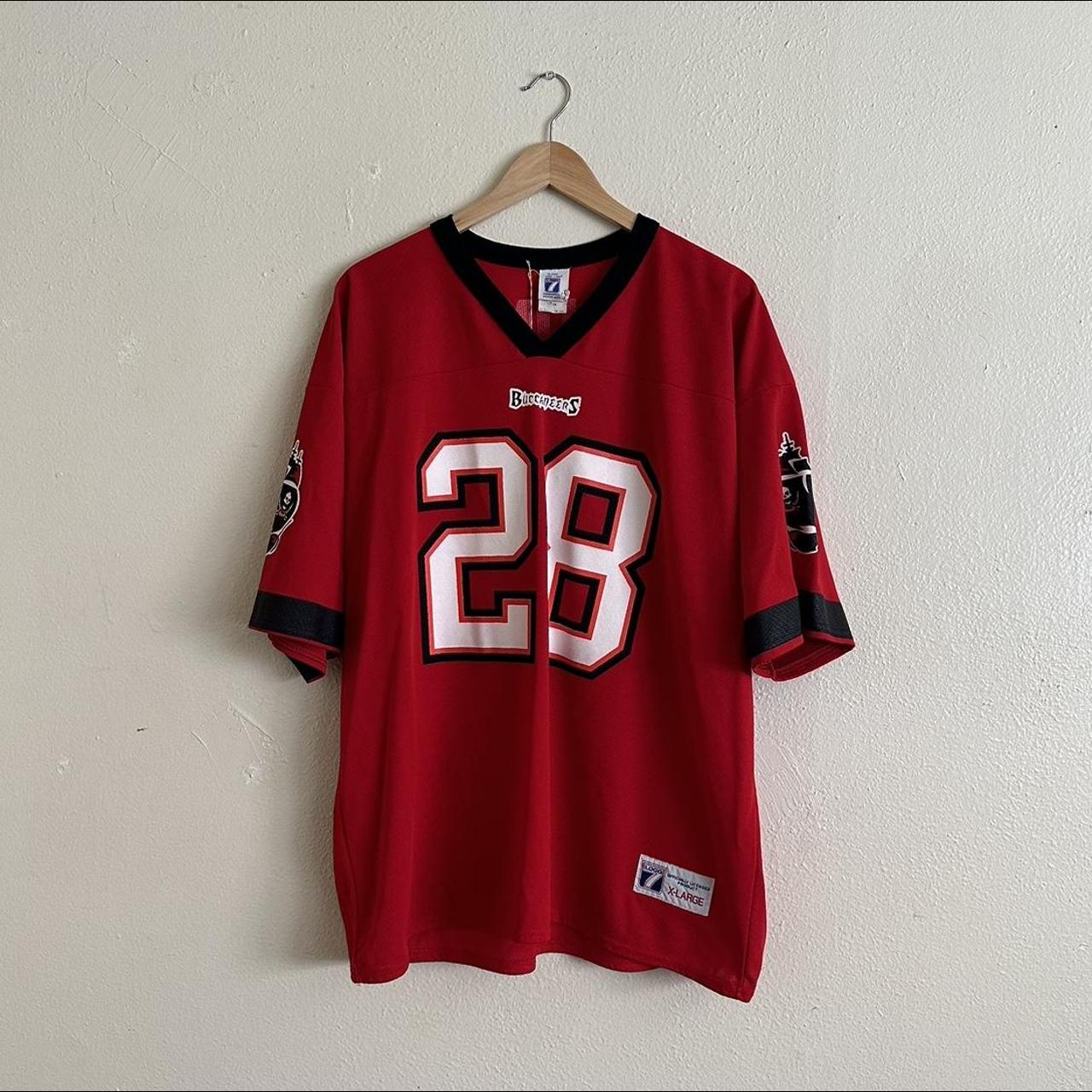 Vintage Champion Tampa Bay Buccaneers Warrick Dunn Jersey. Large