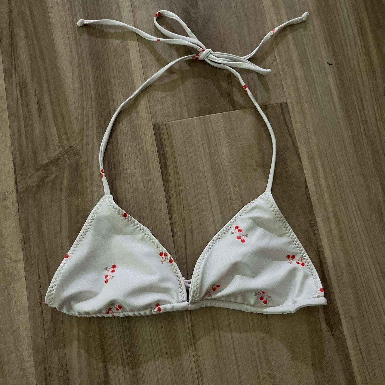 RVCA Women's White Bikiniandtankinitops Depop