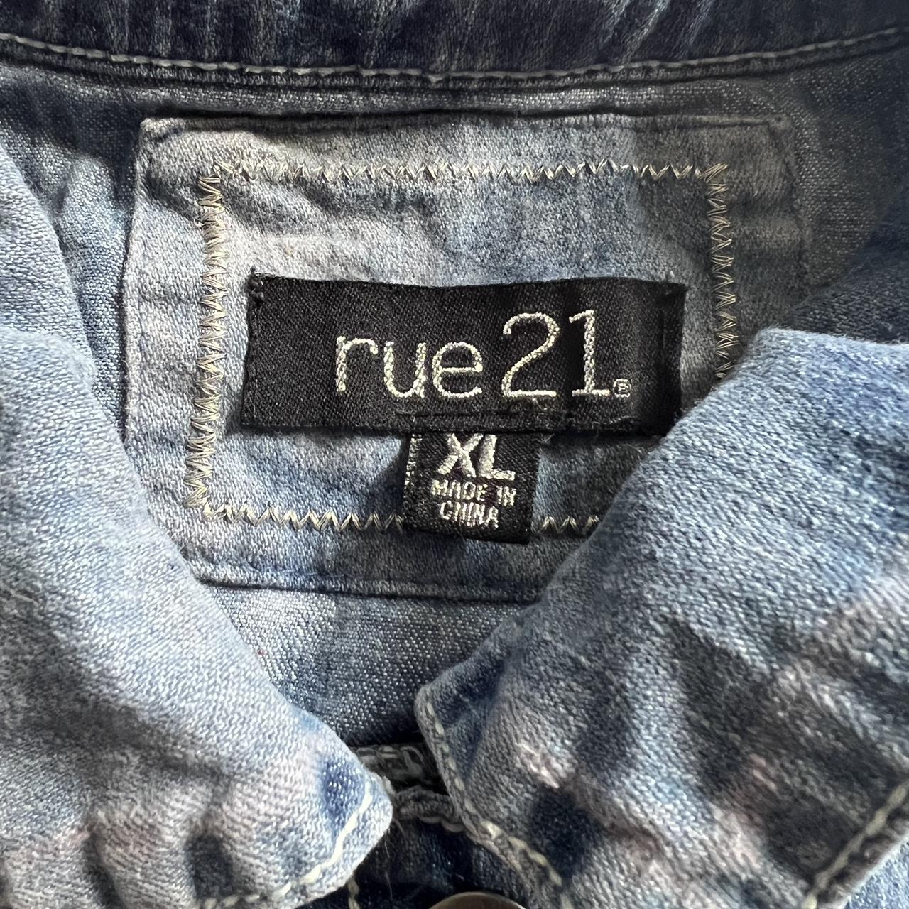 rue 21 cropped sleeveless denim jacket. frayed look