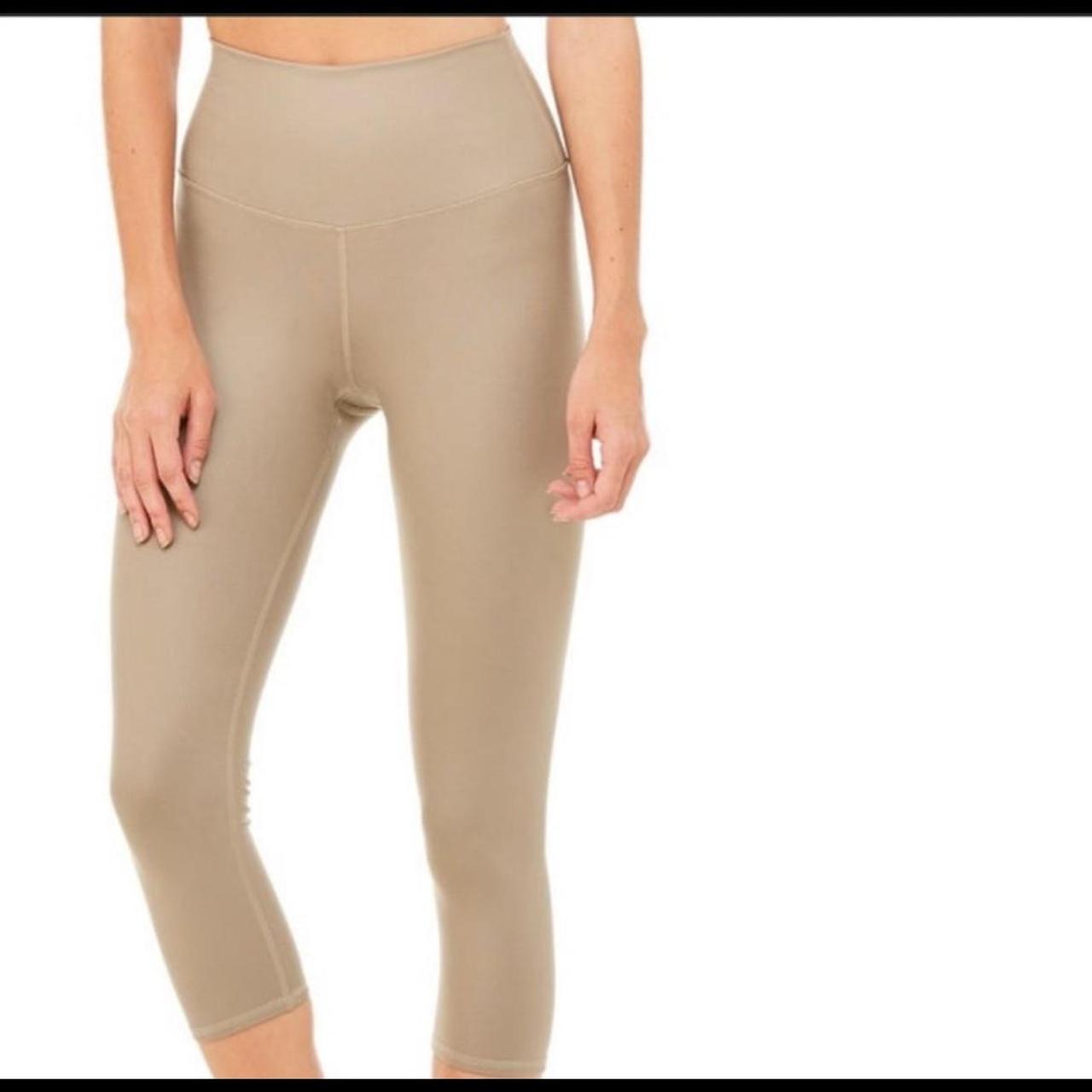 Beige Alo Yoga Capris Alo Yoga Leggings 7/8 In Color Beige Size Small
