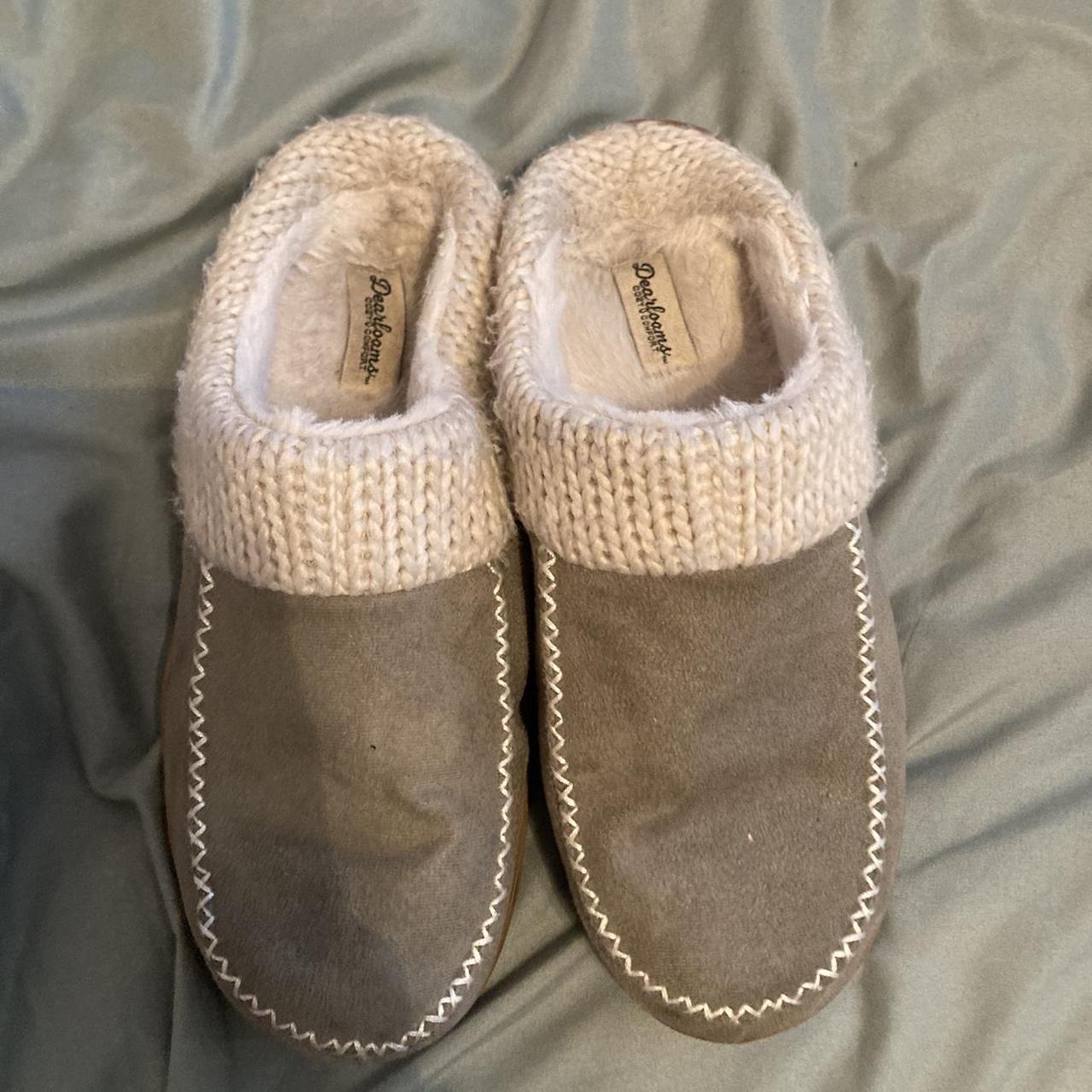 super cute dearfoam slippers size 9-10 #dearfoam... - Depop