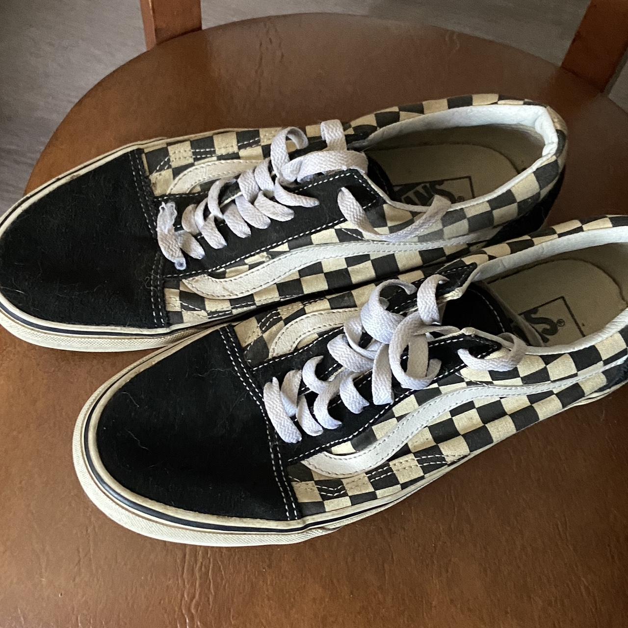 Checkerboard vans old schools size 9 men s. Major