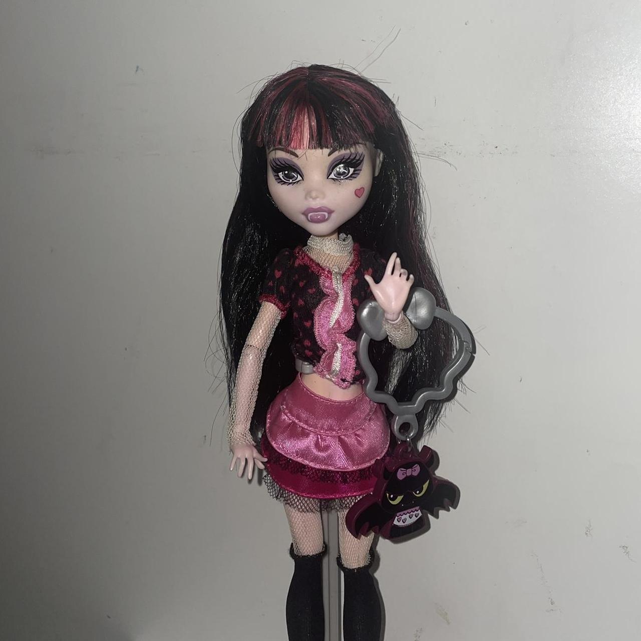 KILLER STYLE DRACULAURA Day At The Maul Flash used... - Depop