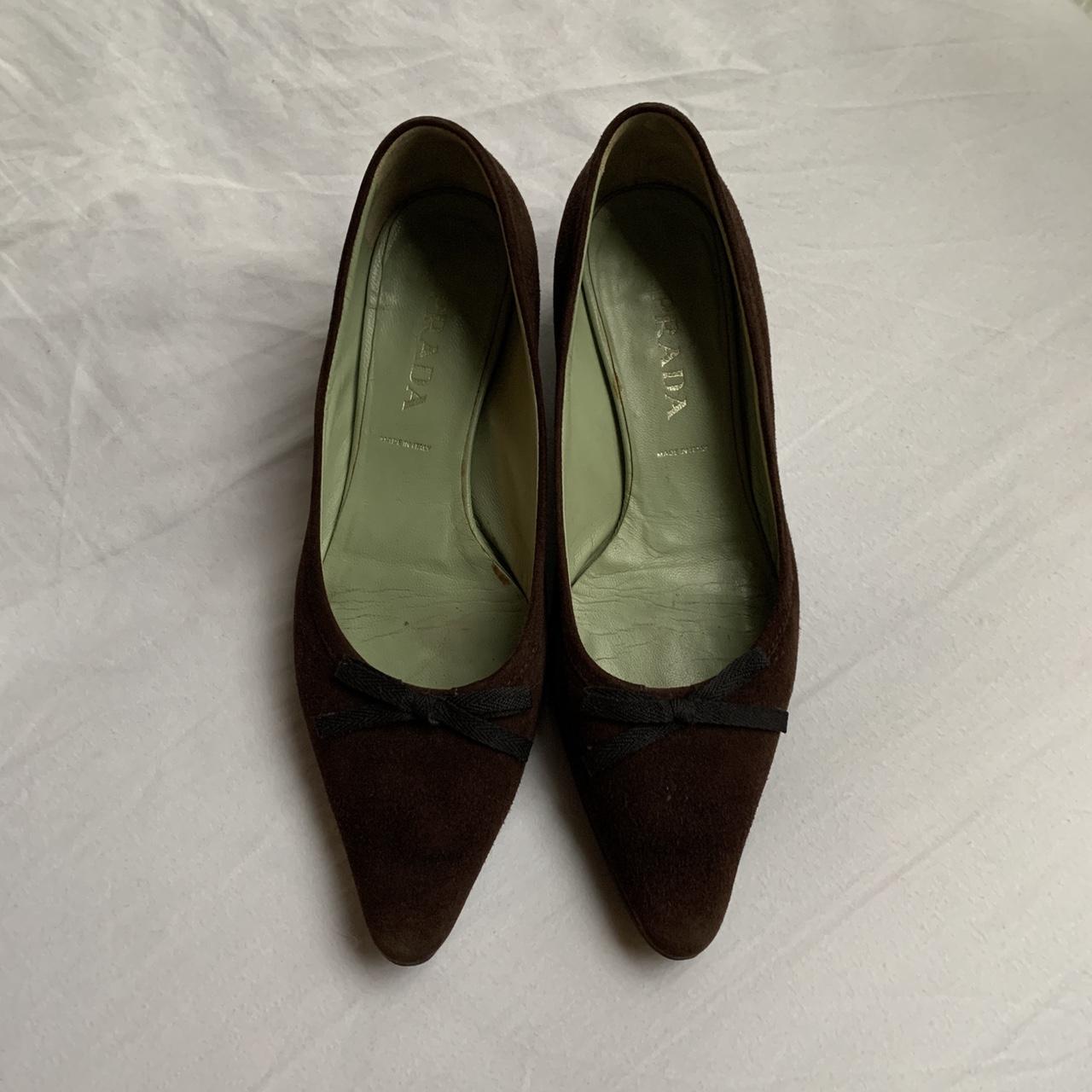 prada brown suede kitten heels adorable little... - Depop