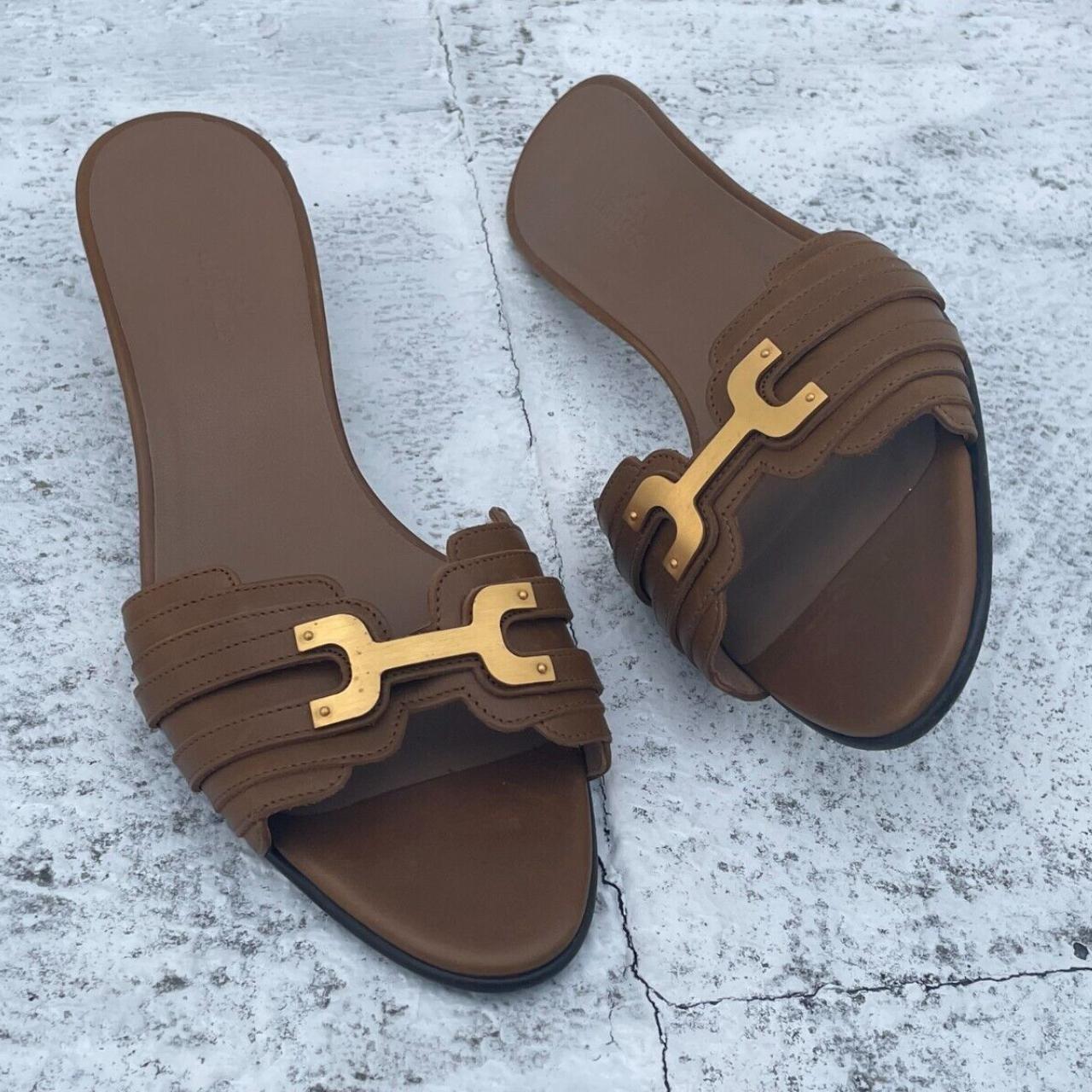 Hermes best sale tan slides