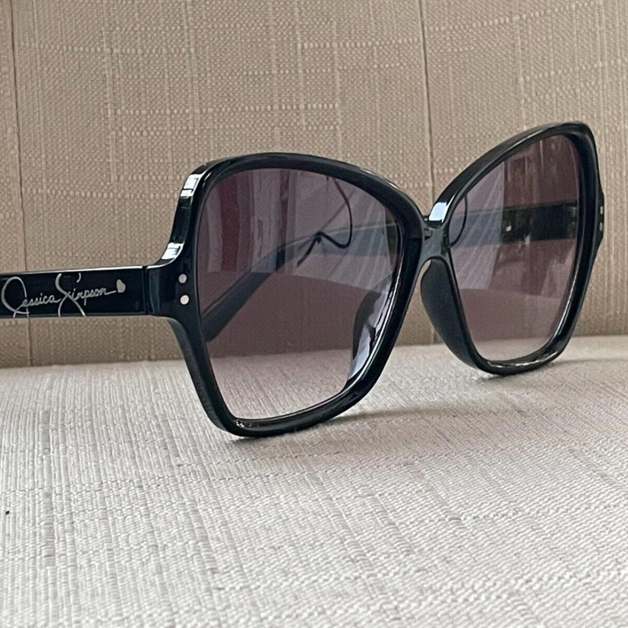 Jessica simpson black store sunglasses