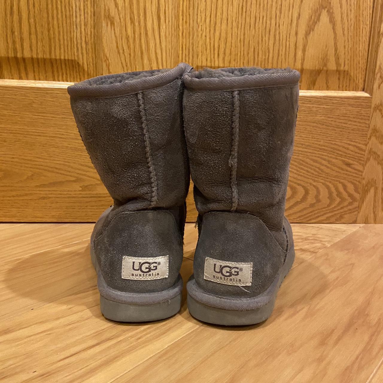 Ugg classic short on sale grey