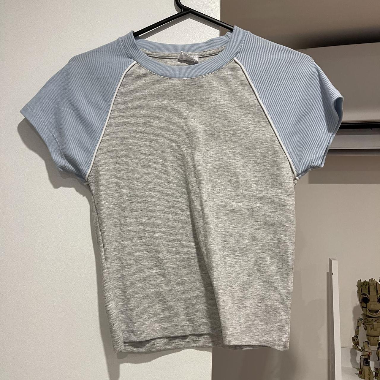 Cotton On baby tee Size M Depop