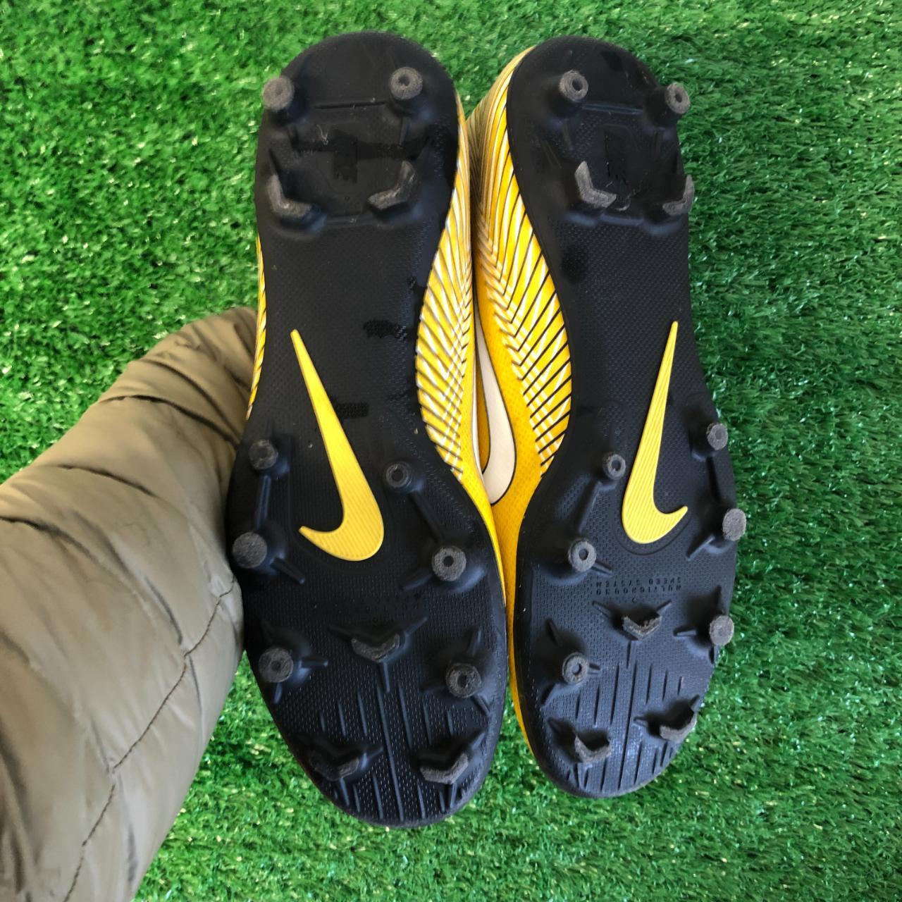 nike free trainer 1.0 yellow