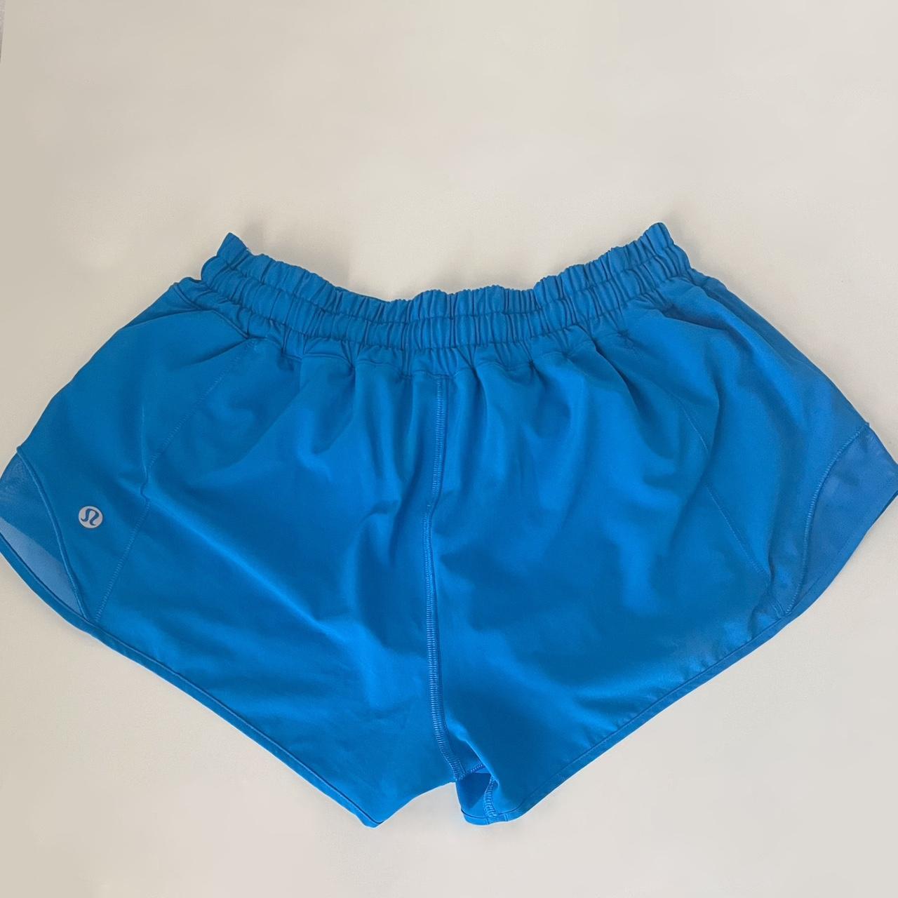 Lululemon poolside hotty hot shorts 💙 Low rise 2.5 - Depop