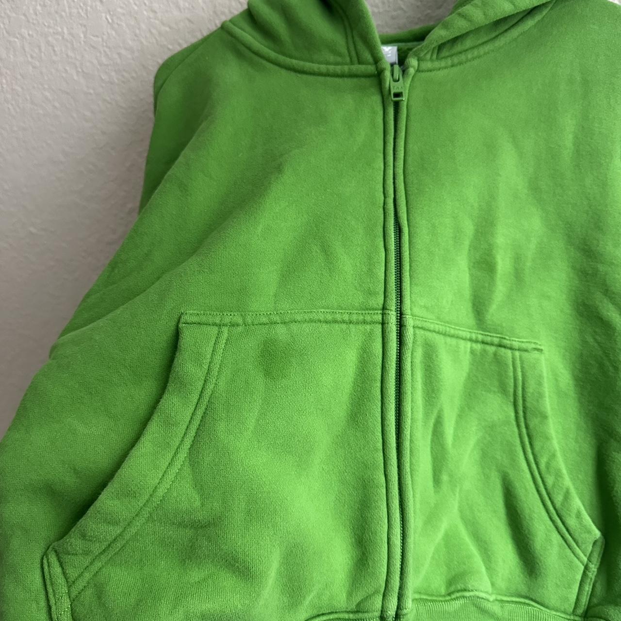Aritzia Women's Green Hoodie (2)