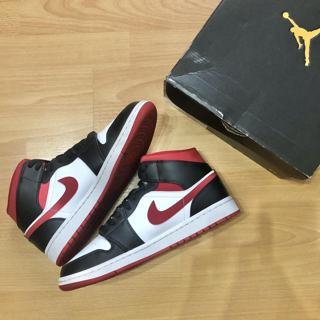 Jordan 1 Mid ‘Black/White/Gym Red’ 9/10 Condition -... - Depop