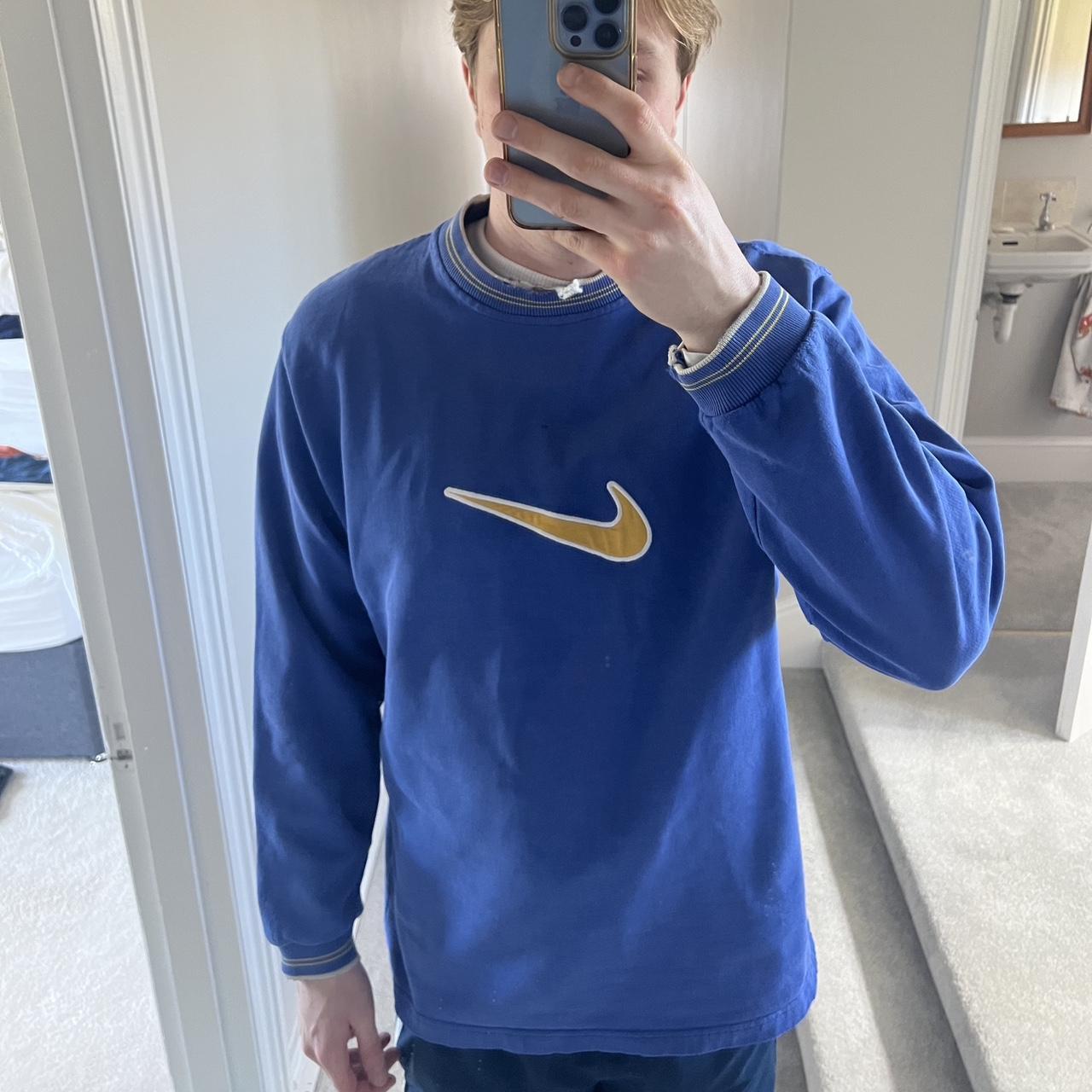 Nike jumper big tick online