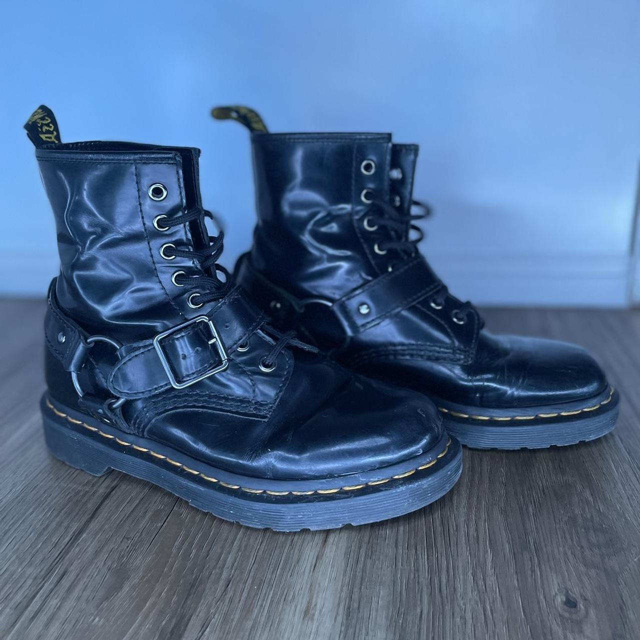 Dr martens sales 1460 harness