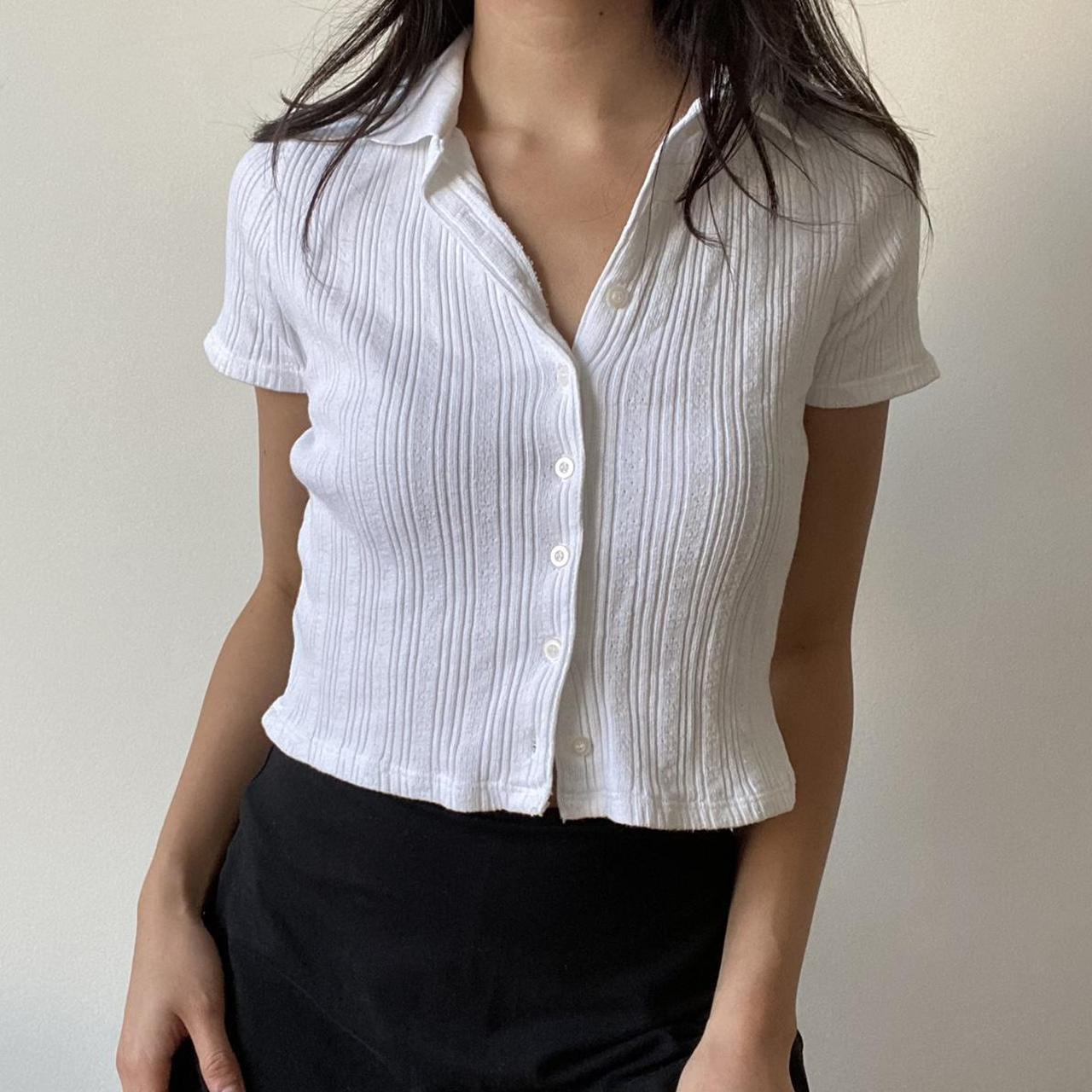 KNIT COLLARED BUTTON UP // by brandy melville // Depop