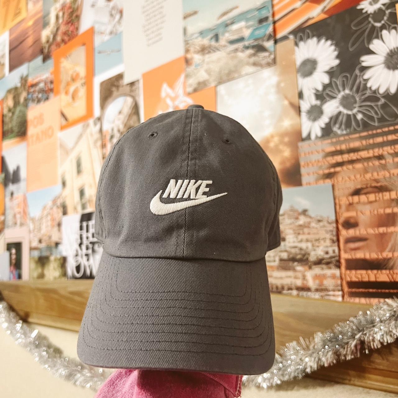 Nike Women's Hat Depop