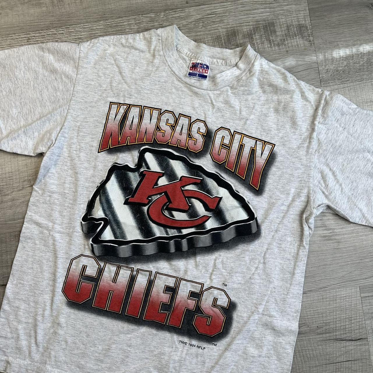 Vintage Thrashed Kansas City Chiefs NFL Single Stitch T-Shirt