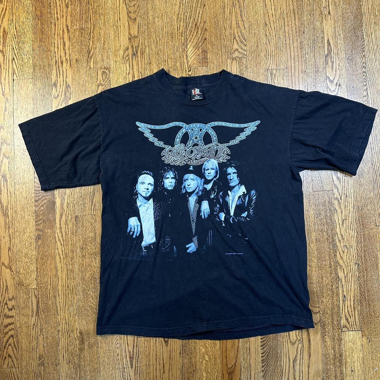 Selling Vintage 1997 Aerosmith shirt