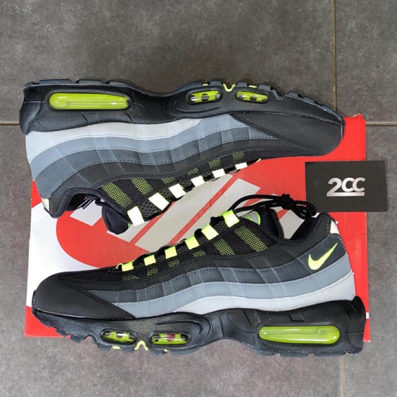 Size 11 nike hot sale air max