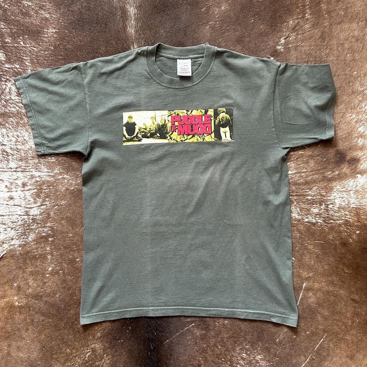 2001 vintage puddle of mudd green t shirt Size... - Depop