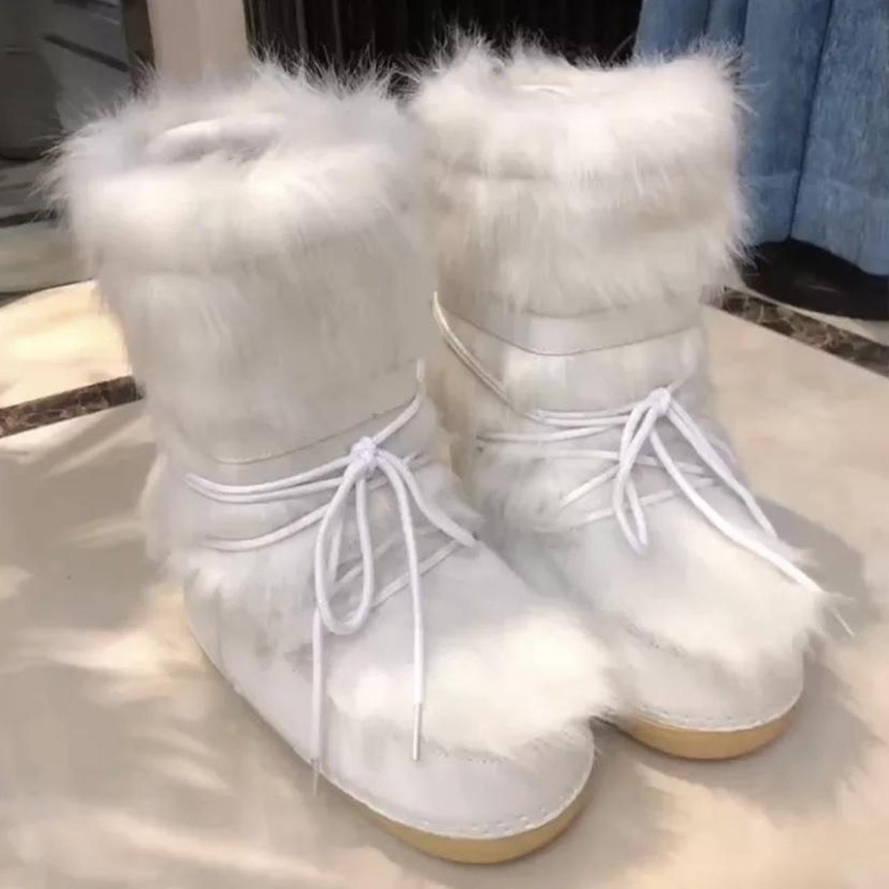 Women's White Boots | Depop