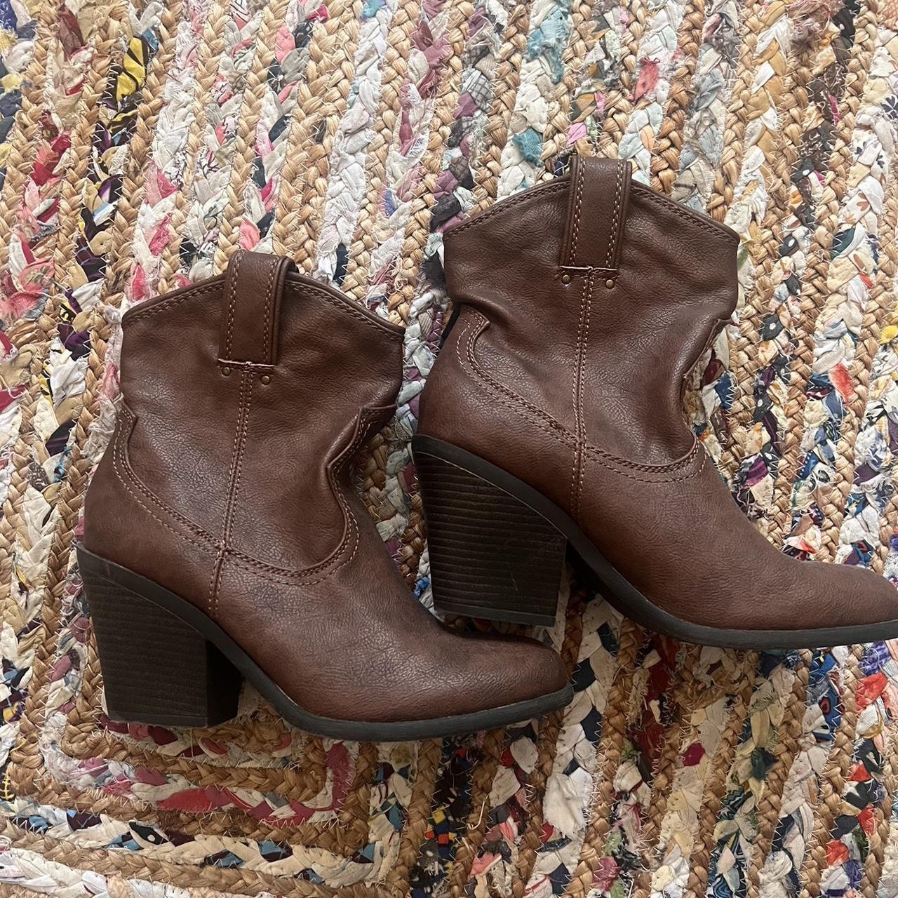 Cowboy boots - Depop