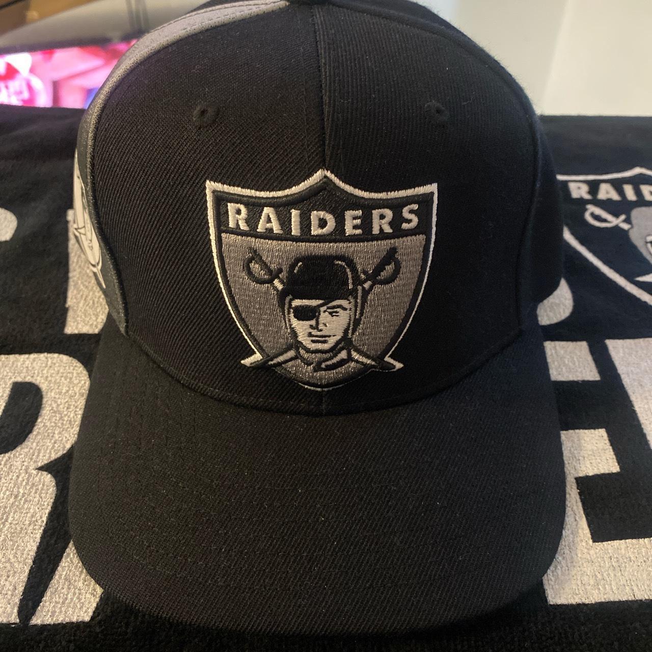 Oakland Raiders Mitchell & Ness Adjustable - Depop