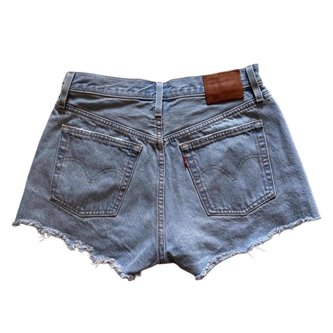 item listed by shopstellium