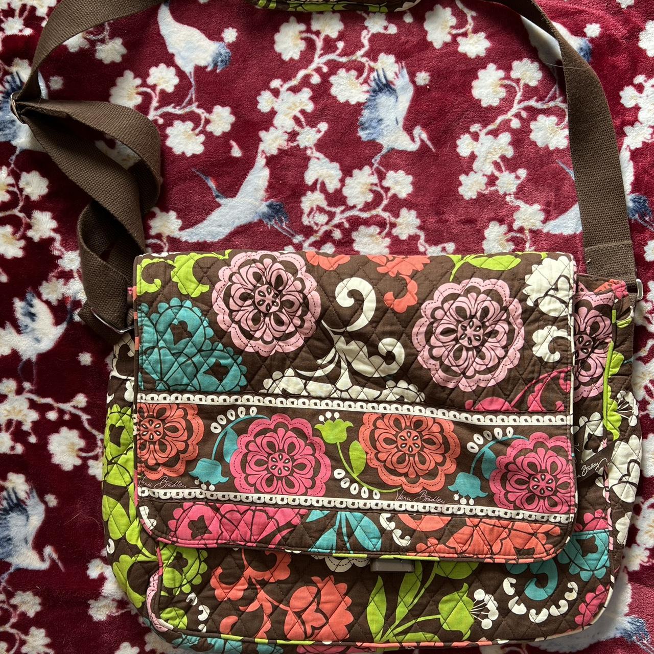 Vera Bradley messenger bag #verabradley... - Depop