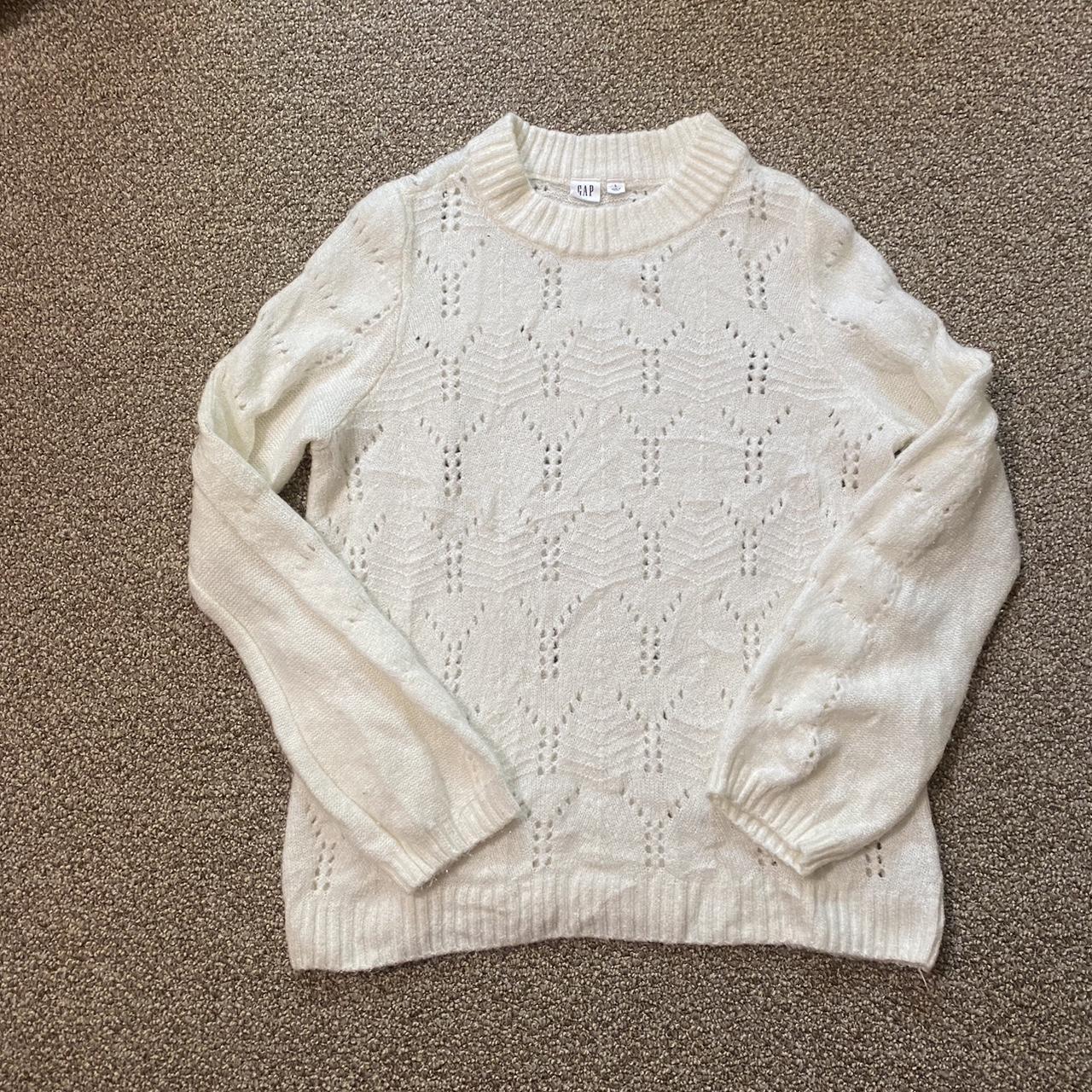 white GAP knit sweater perfect for fall size L... - Depop