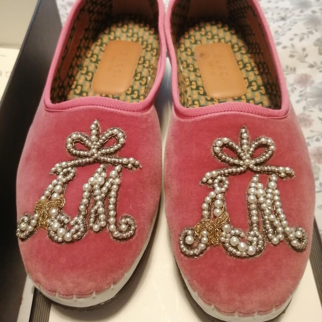 Gucci on sale velvet flats