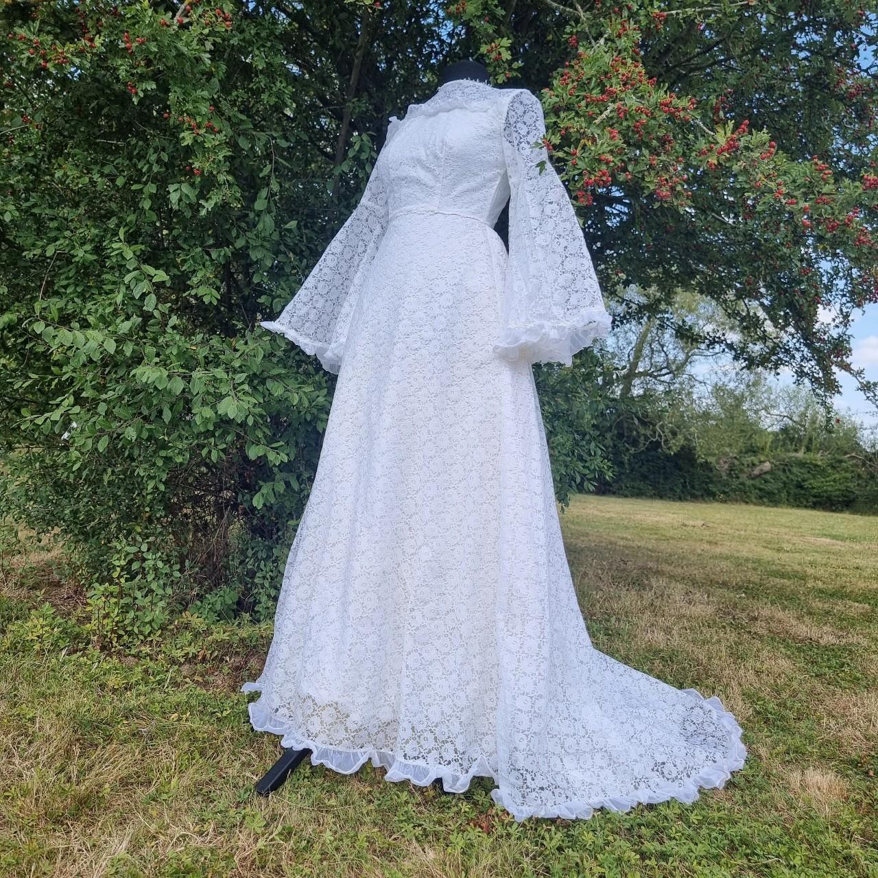 Vintage Wedding Dress 🎀 Ethereal Genuine 1970s | Depop
