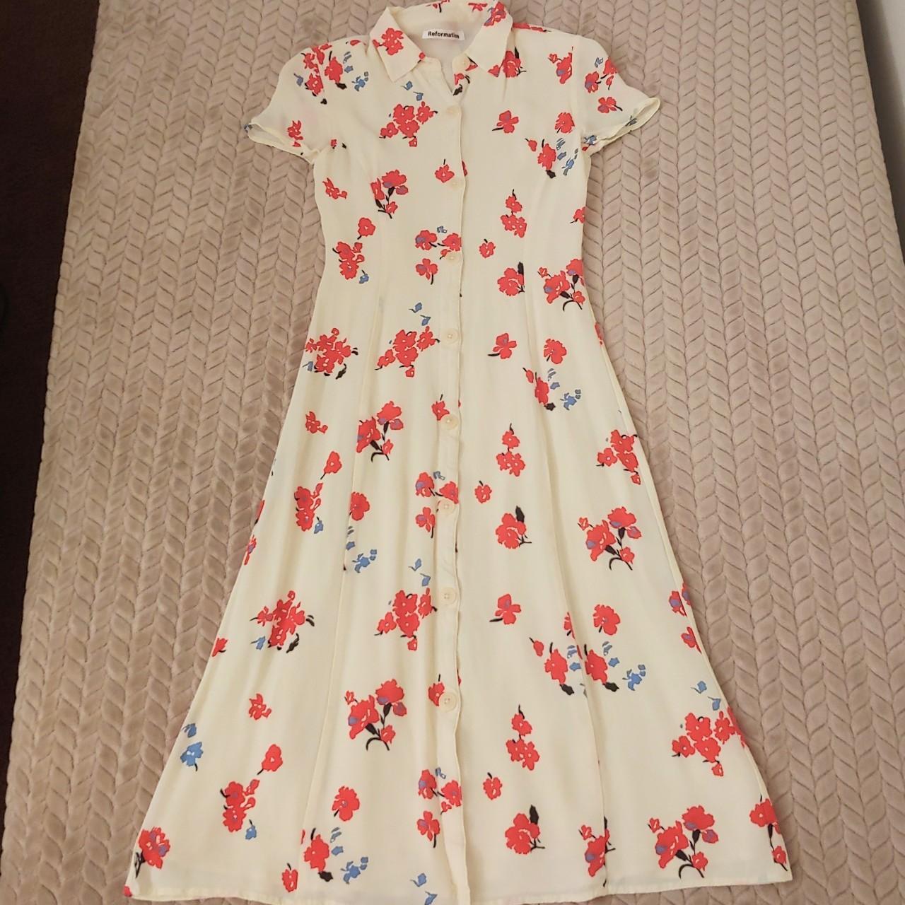 Reformation Sheila Flower Button Dress Depop