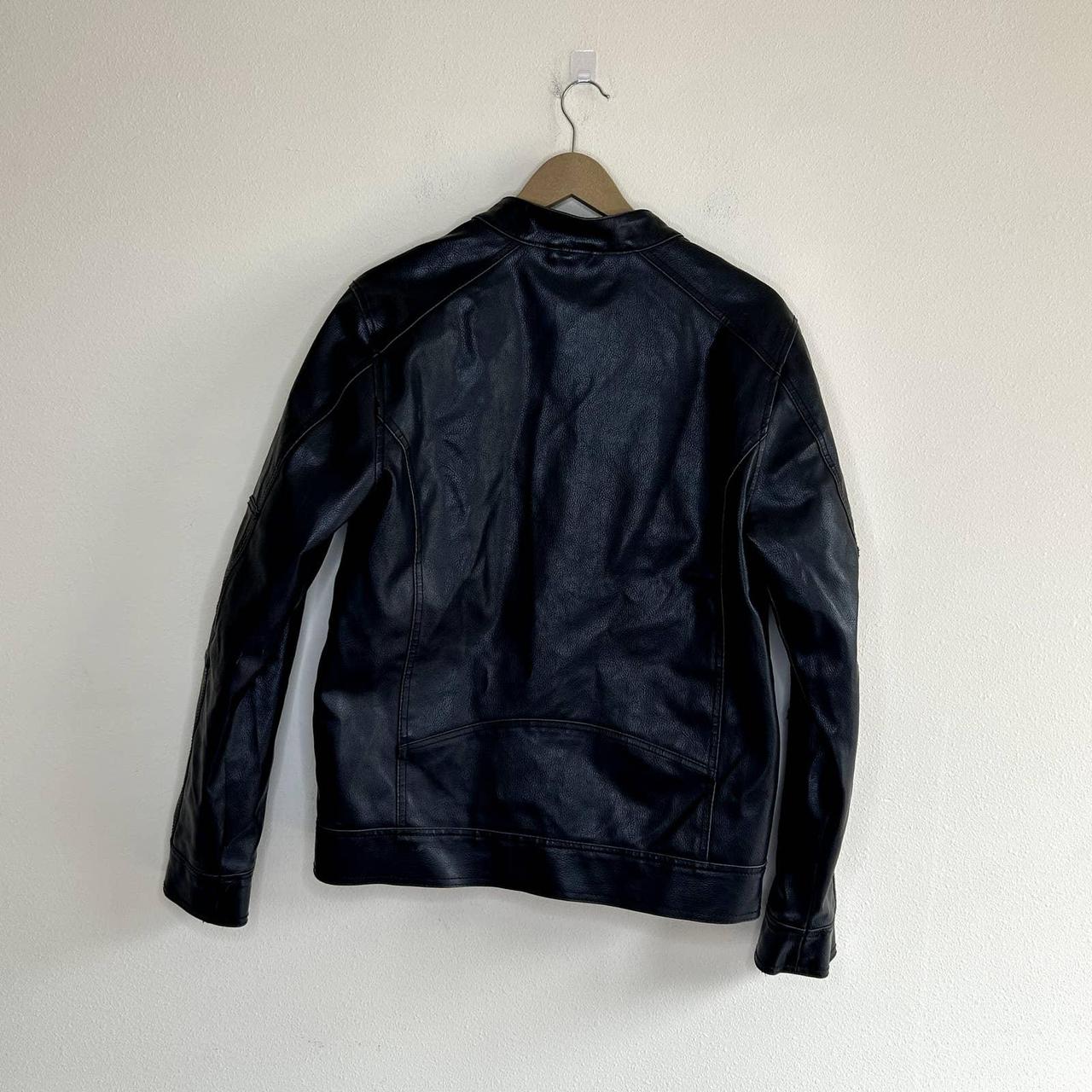 Guess Men's Black Jacket | Depop