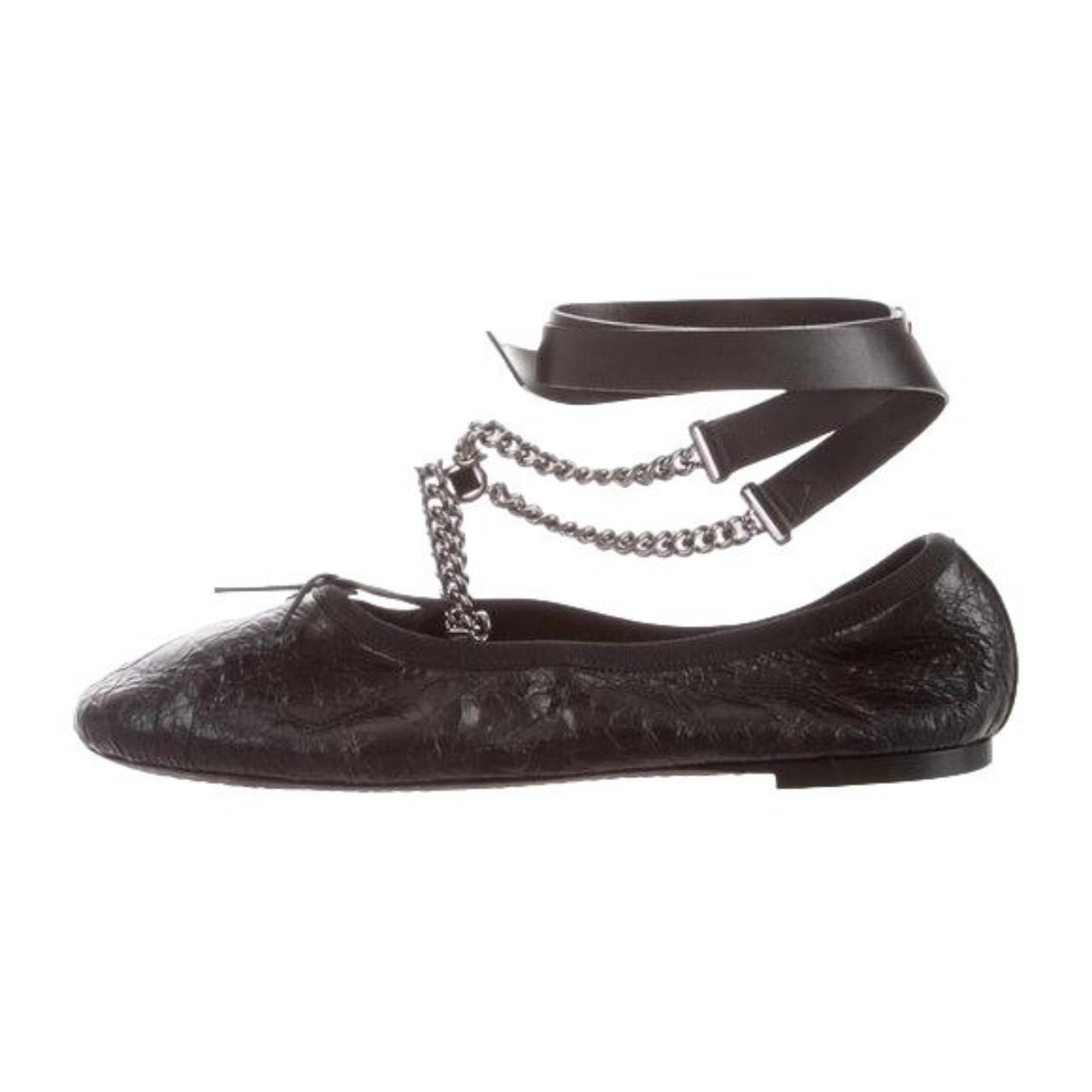 Valentino noir hot sale rockstud flats