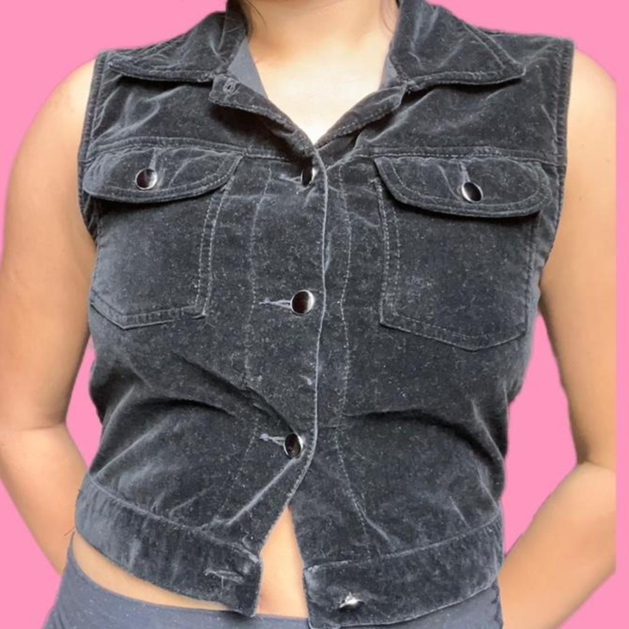 Y2K cropped velvet vest Super super cute Size small - Depop