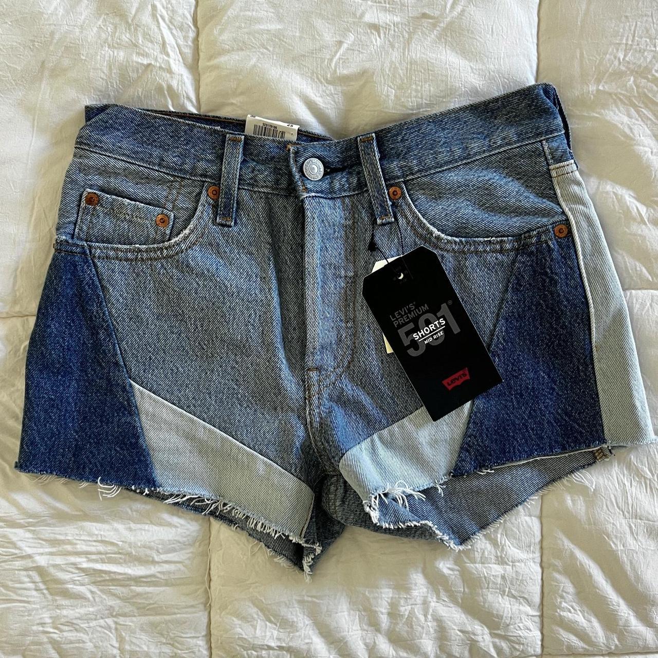 item listed by denise_t_