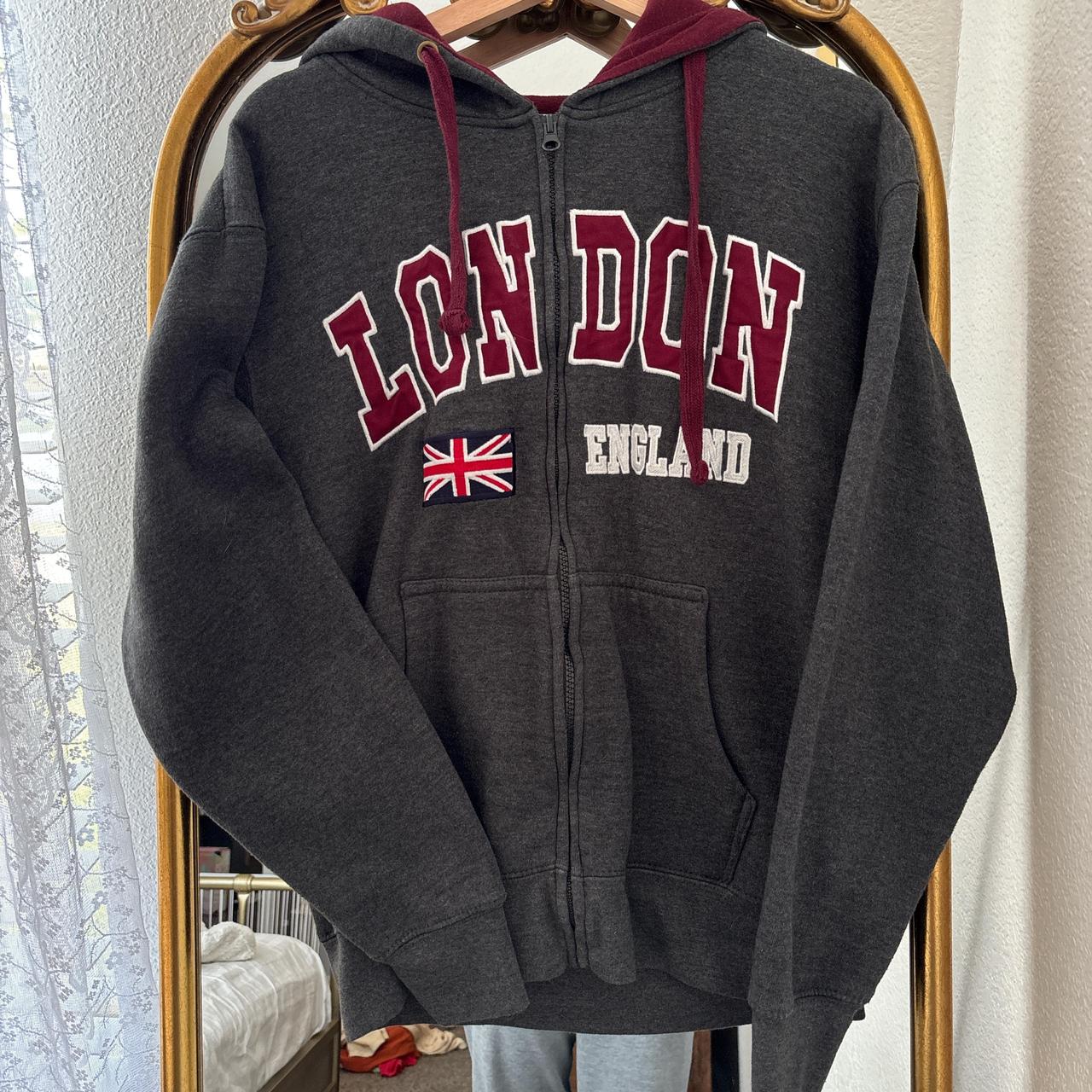 item listed by papillonscloset