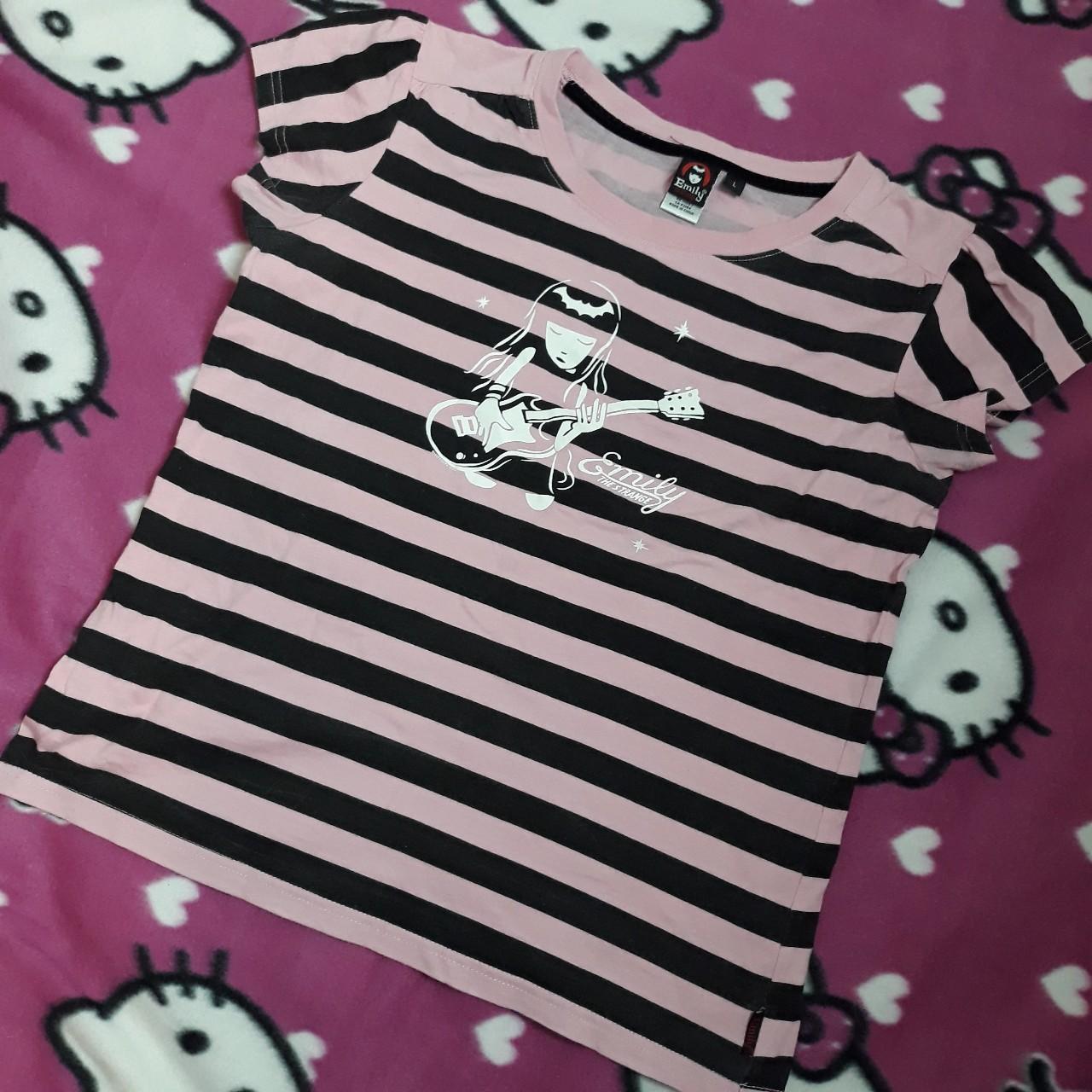 Women's Black and Pink Tshirt Depop