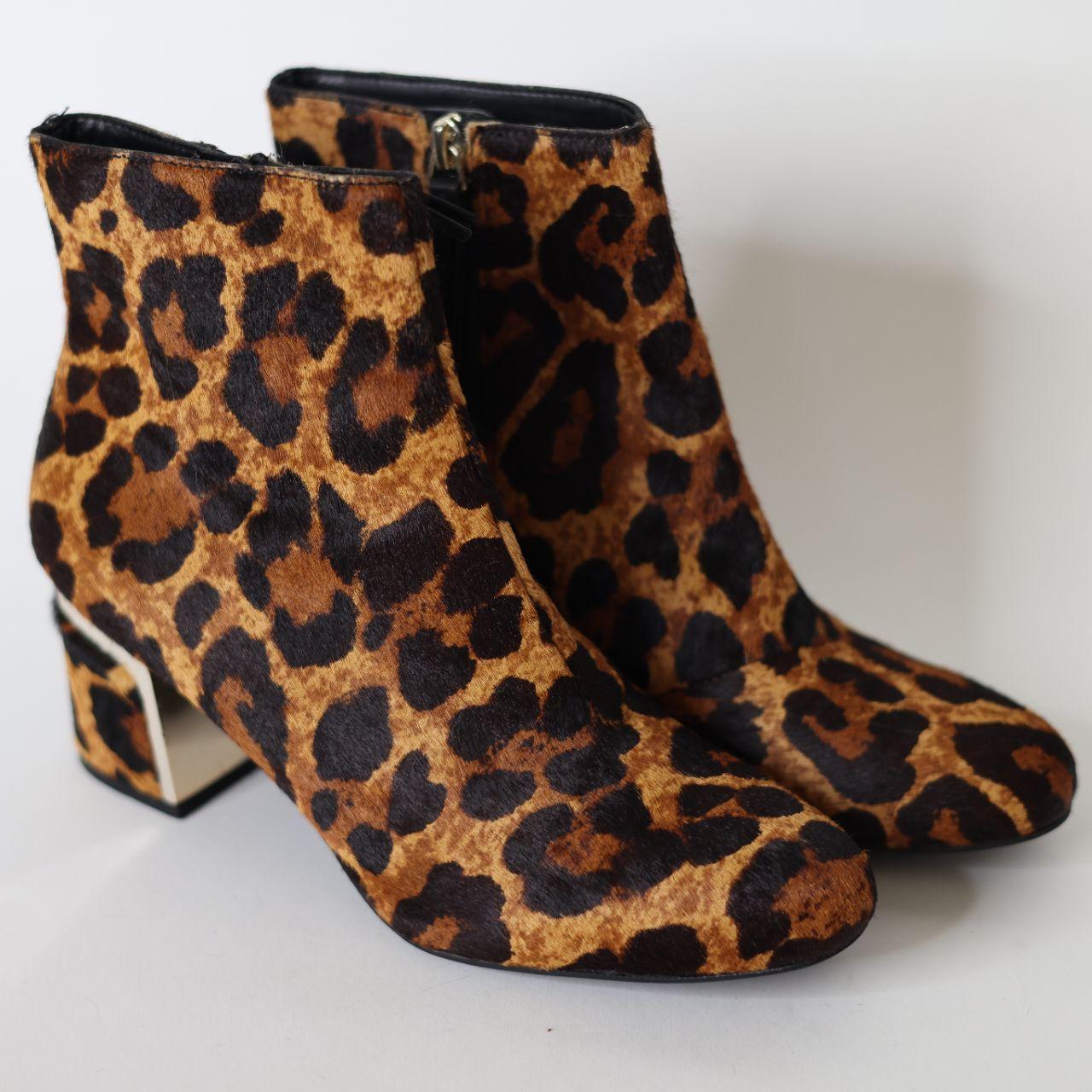 DKNYleopardprintankleboots Fauxahortfauxhair...